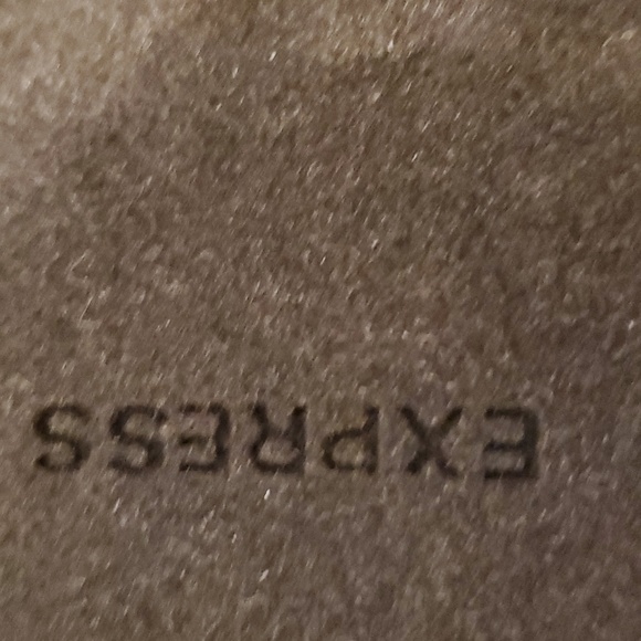 Express Sandals - Picture 5 of 8